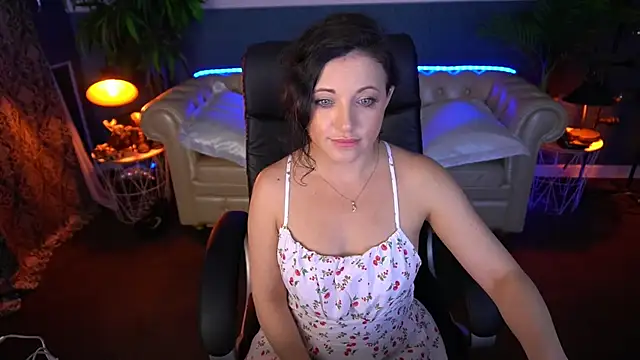 Snapshot of Dafni_Monn chatting on 06/09/26, 05:41 Dafni Monn online show from 06/09/26, 05:41