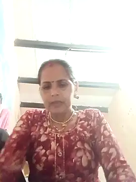 Snapshot of Hasmi_hot09 chatting on 04/11/26, 04:22 Hasmi hot09 online show from 04/11/26, 04:22