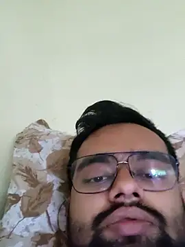 unknownuser96 online show from 01/10/26, 11:23