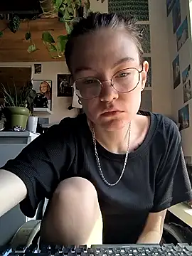 Shy Bamby online show from 06/03/26, 08:50