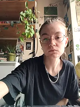 Shy Bamby online show from 06/26/26, 07:46