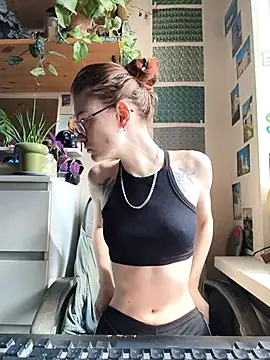 Shy Bamby online show from 07/07/26, 08:40