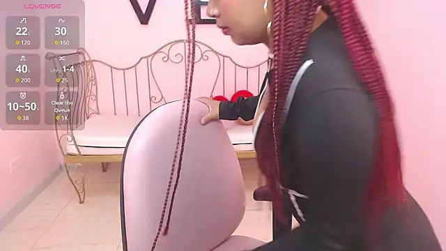 Snapshot of Choloeadams_xxx chatting on 02/20/26, 10:43 Choloeadams xxx online show from 02/20/26, 10:43