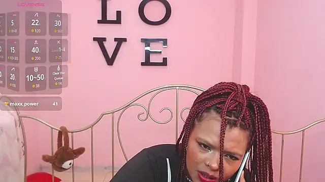 Snapshot of Choloeadams_xxx chatting on 02/21/26, 12:06 Choloeadams xxx online show from 02/21/26, 12:06