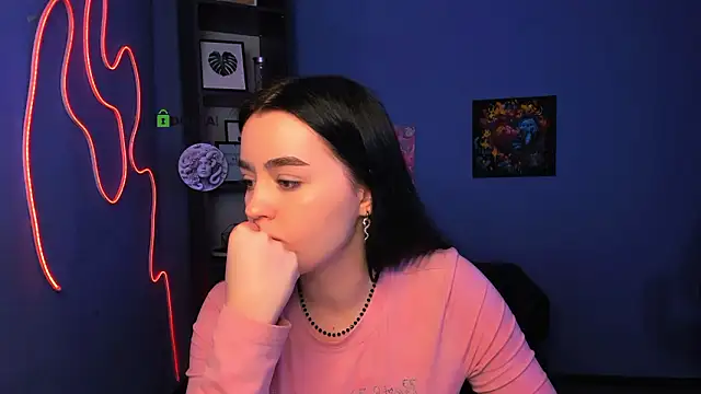 monica xcx online show from 03/23/26, 08:13