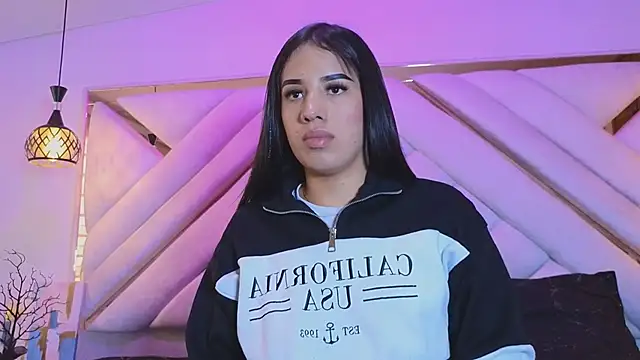 zoevg online show from 03/20/26, 12:43