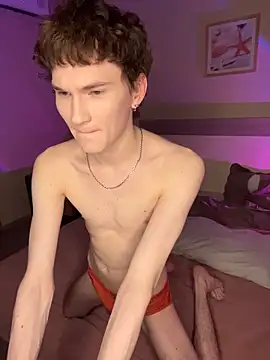 Snapshot of Eric_Dark chatting on 03/19/26, 07:29 Eric Dark online show from 03/19/26, 07:29