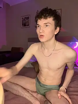 Snapshot of Eric_Dark chatting on 03/21/26, 08:01 Eric Dark online show from 03/21/26, 08:01