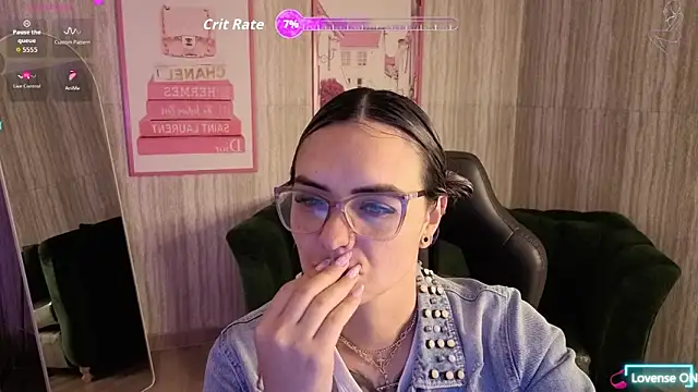 Snapshot of zarcasutra_t chatting on 05/07/26, 12:32 zarcasutra t online show from 05/07/26, 12:32