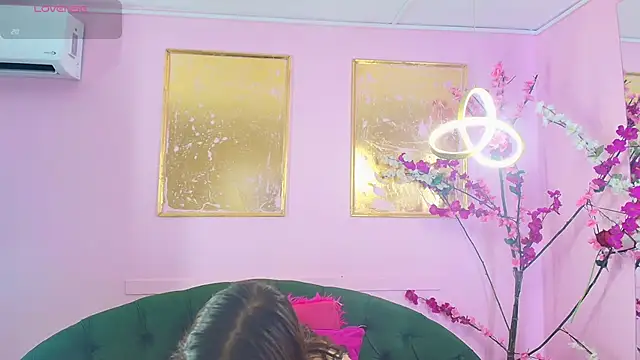 minniesofi online show from 01/12/26, 11:48