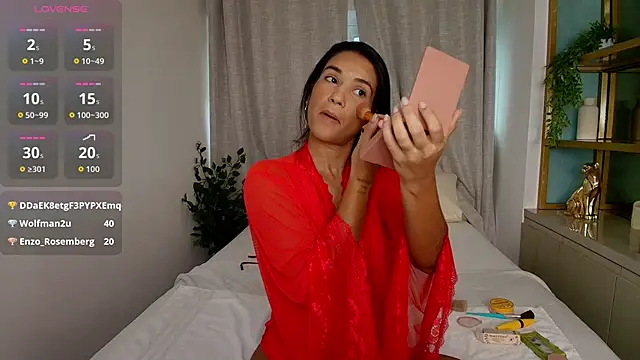 Maxine Spencer online show from 03/18/26, 07:50