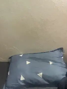 Snapshot of -Suka-a chatting on 04/12/26, 03:28 -Suka-a online show from 04/12/26, 03:28