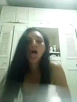 Snapshot of mariana_santacoloma chatting on 05/25/26, 07:58 mariana santacoloma online show from 05/25/26, 07:58