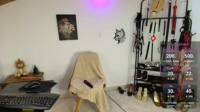 ariannaconnor  online show from 02/22/26, 12:36