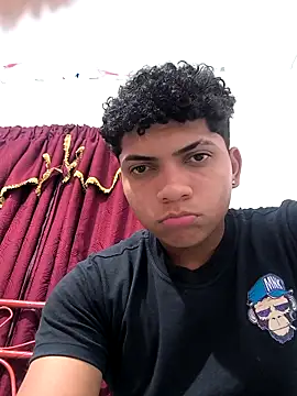 Snapshot of VersedChip chatting on 01/08/26, 12:57 VersedChip online show from 01/08/26, 12:57