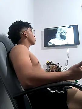 VersedChip online show from 03/12/26, 04:35