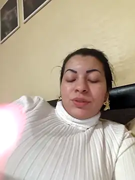 Snapshot of Sonja200 chatting on 02/09/26, 02:21 Sonja200 online show from 02/09/26, 02:21