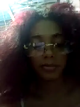 Snapshot of meganparixx chatting on 04/20/26, 04:15 meganparixx online show from 04/20/26, 04:15