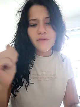 Snapshot of mmelit4 chatting on 02/08/26, 05:05 mmelit4 online show from 02/08/26, 05:05