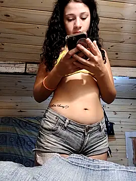 Snapshot of mmelit4 chatting on 02/17/26, 09:06 mmelit4 online show from 02/17/26, 09:06