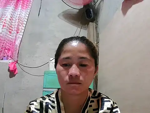 lovelyxxx88 online show from 04/08/26, 11:43