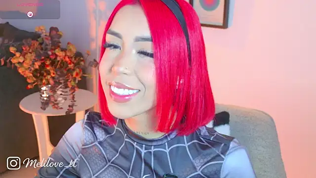 Snapshot of MelyTaylor_ chatting on 04/18/26, 09:48 MelyTaylor online show from 04/18/26, 09:48