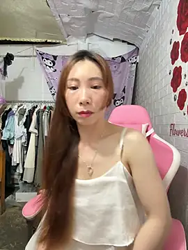 Snapshot of Adela-222 chatting on 05/21/26, 01:56 Adela-222 online show from 05/21/26, 01:56