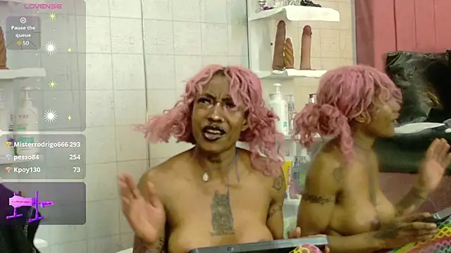 Snapshot of DaniaMarcell chatting on 03/31/26, 04:51 DaniaMarcell online show from 03/31/26, 04:51