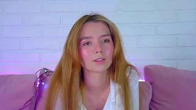 VanessaVienne online show from 02/16/26, 04:47