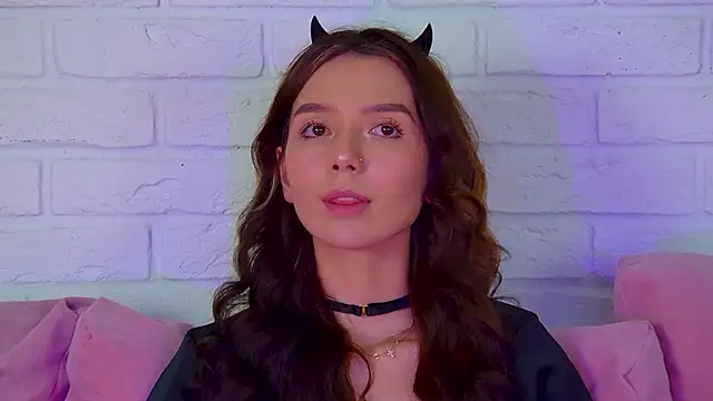 VanessaVienne online show from 03/30/26, 04:08