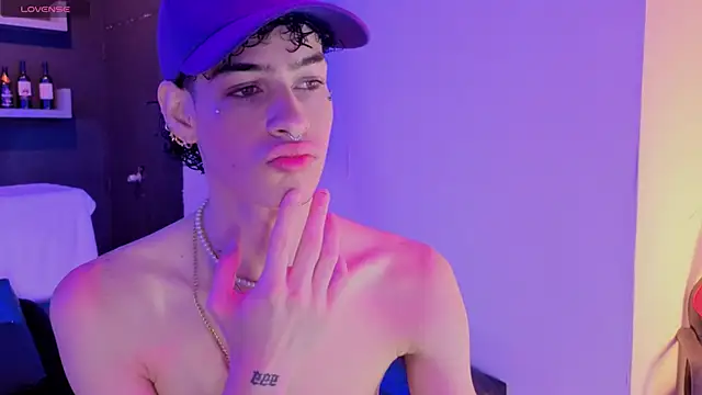 nova salvatore online show from 02/26/26, 04:00