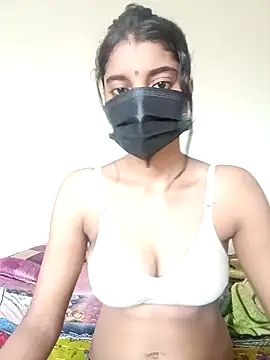 Snapshot of Erotic-Girl chatting on 07/22/26, 07:00 Erotic-Girl online show from 07/22/26, 07:00