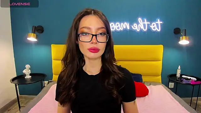 Snapshot of IvyDainty chatting on 03/25/26, 01:44 IvyDainty online show from 03/25/26, 01:44