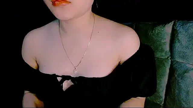 Snapshot of ting_368 chatting on 05/16/26, 01:43 ting 368 online show from 05/16/26, 01:43