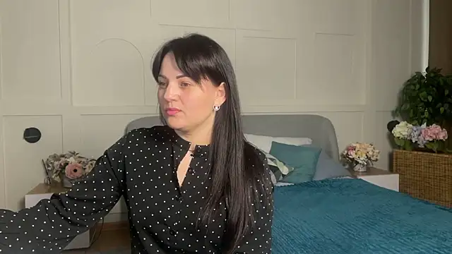  SilkyShadow  online show from 04/05/26, 01:03