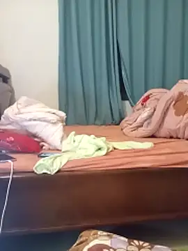 Snapshot of Minaa2x chatting on 03/07/26, 12:24 Minaa2x online show from 03/07/26, 12:24