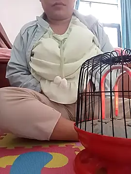 Snapshot of Minaa2x chatting on 03/20/26, 08:08 Minaa2x online show from 03/20/26, 08:08