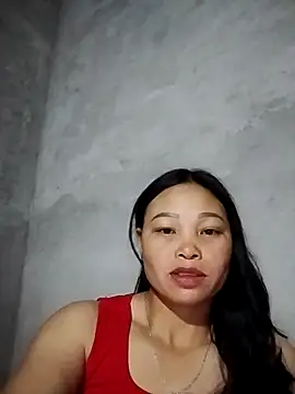 Snapshot of miray- chatting on 04/05/26, 01:41 miray- online show from 04/05/26, 01:41