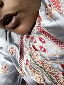 Snapshot of Desi_Nil_pori chatting on 04/05/26, 04:48 Desi Nil pori online show from 04/05/26, 04:48