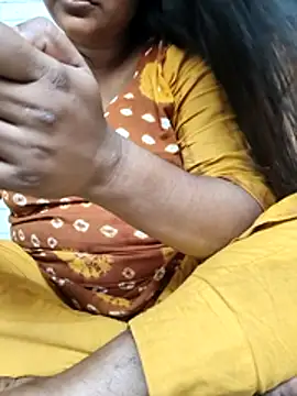 Snapshot of Desi_Nil_pori chatting on 04/18/26, 09:46 Desi Nil pori online show from 04/18/26, 09:46