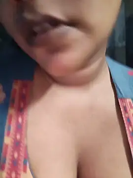 Snapshot of Desi_Nil_pori chatting on 06/15/26, 04:20 Desi Nil pori online show from 06/15/26, 04:20