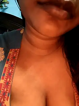 Snapshot of Desi_Nil_pori chatting on 07/03/26, 04:57 Desi Nil pori online show from 07/03/26, 04:57