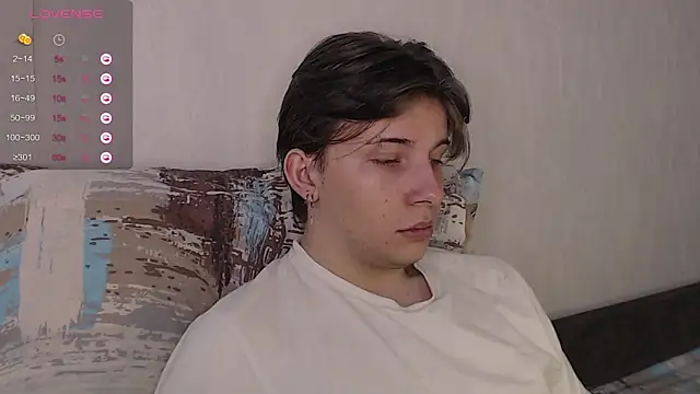 Snapshot of marcus_euphoria_ chatting on 01/15/26, 08:12 marcus euphoria online show from 01/15/26, 08:12