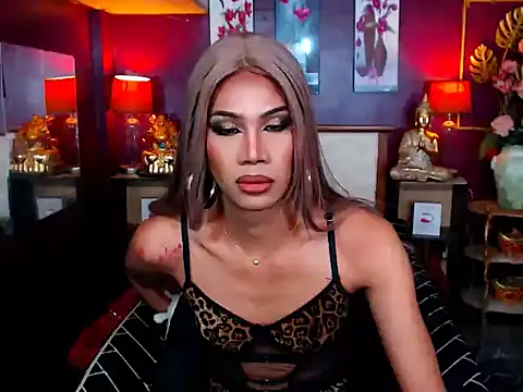 Snapshot of SEDUCTIVExDEMI chatting on 03/26/26, 05:40 SEDUCTIVExDEMI online show from 03/26/26, 05:40