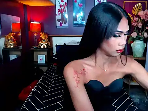 Snapshot of SEDUCTIVExDEMI chatting on 04/07/26, 08:48 SEDUCTIVExDEMI online show from 04/07/26, 08:48