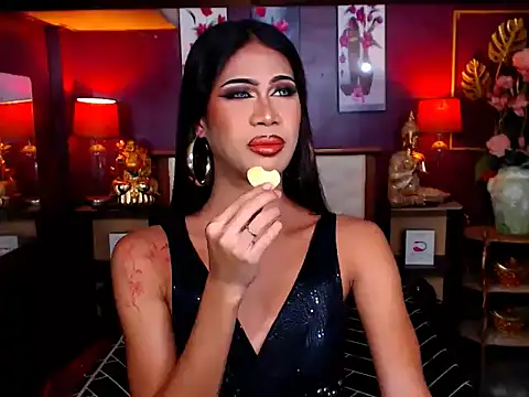 Snapshot of SEDUCTIVExDEMI chatting on 04/10/26, 06:45 SEDUCTIVExDEMI online show from 04/10/26, 06:45