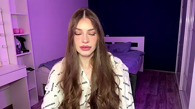 Snapshot of MachelleSpader chatting on 03/09/26, 09:13 MachelleSpader online show from 03/09/26, 09:13