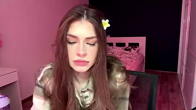 Snapshot of MachelleSpader chatting on 04/07/26, 09:43 MachelleSpader online show from 04/07/26, 09:43