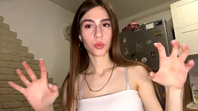 ElsieKuhlmann online show from 02/09/26, 05:11