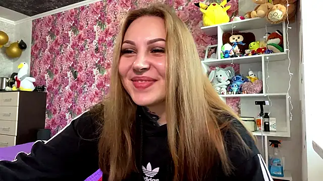 TraciBallena online show from 02/02/26, 09:08